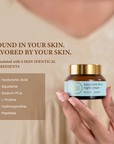 Squalane night cream with peptides